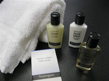 Chisholm Suite Hotel 던컨 외부 사진