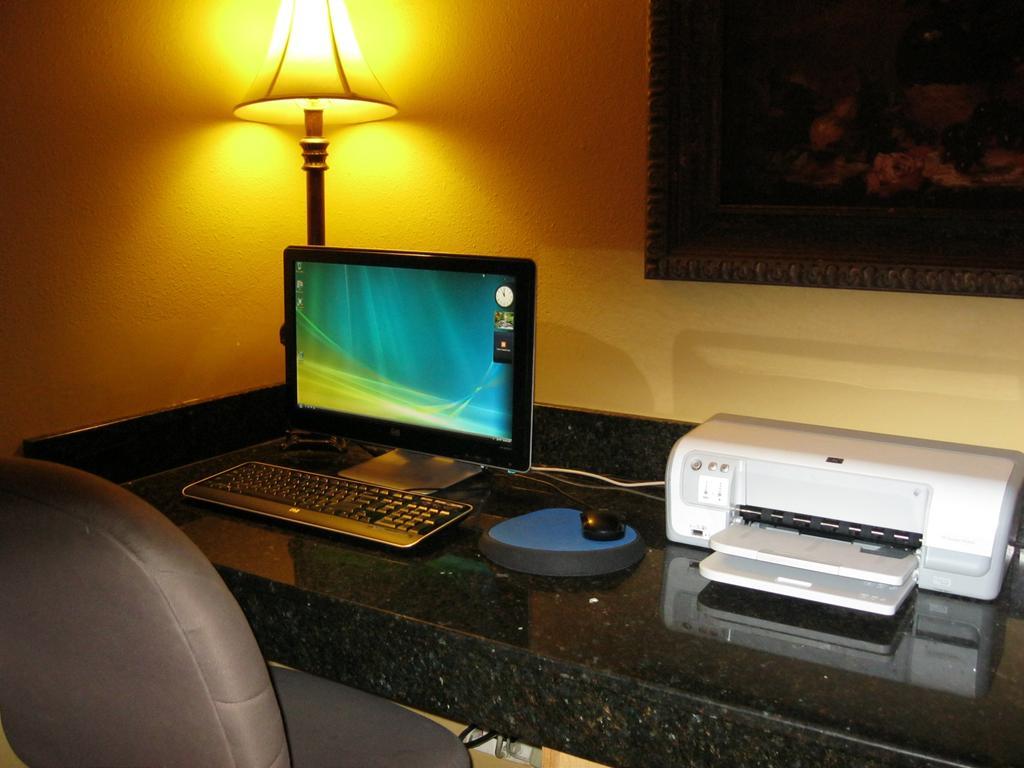 Chisholm Suite Hotel 던컨 객실 사진